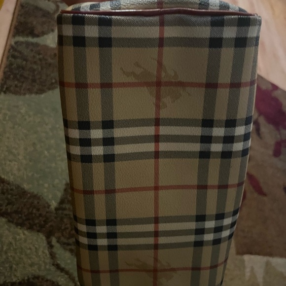 Burberry Boston Bag - Picture 3 of 9